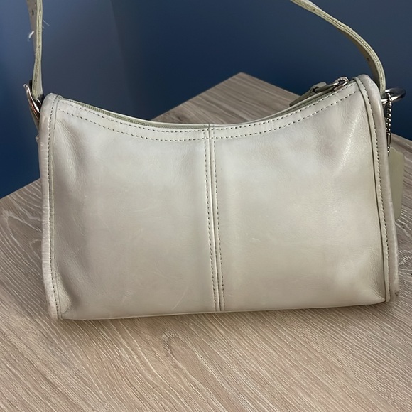 Vintage Coach Pistachio Green Small Leather Crossbody 4104 - Picture 2 of 12